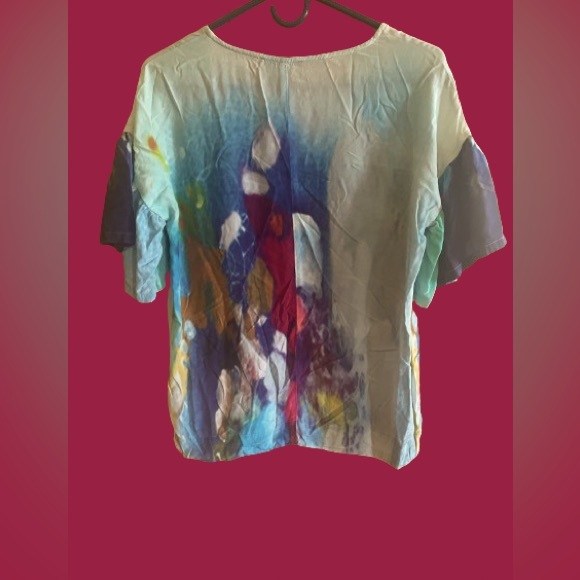 Carre Noir tie-dye watercolor shirt, drawstring hem/flutter sleeves; Size S/P - Picture 2 of 7